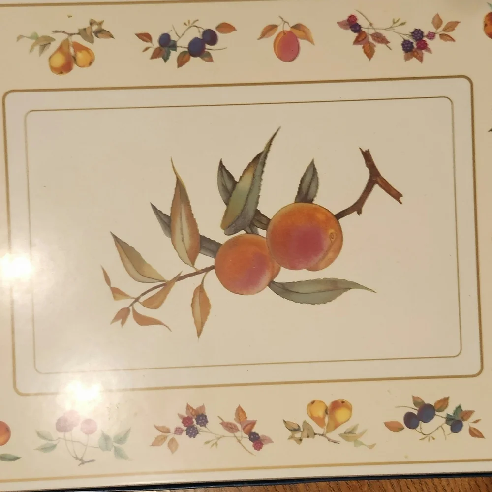 Royal Worcester Fruit Peaches & Berries Motif Dining Placemat - Cream and Orange